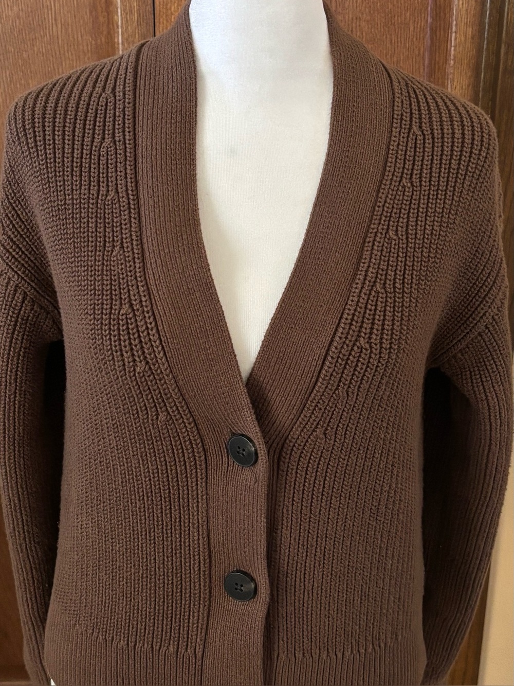 Everlane The Boxy Cardigan in Everyday Cotton - Picture 3 of 9